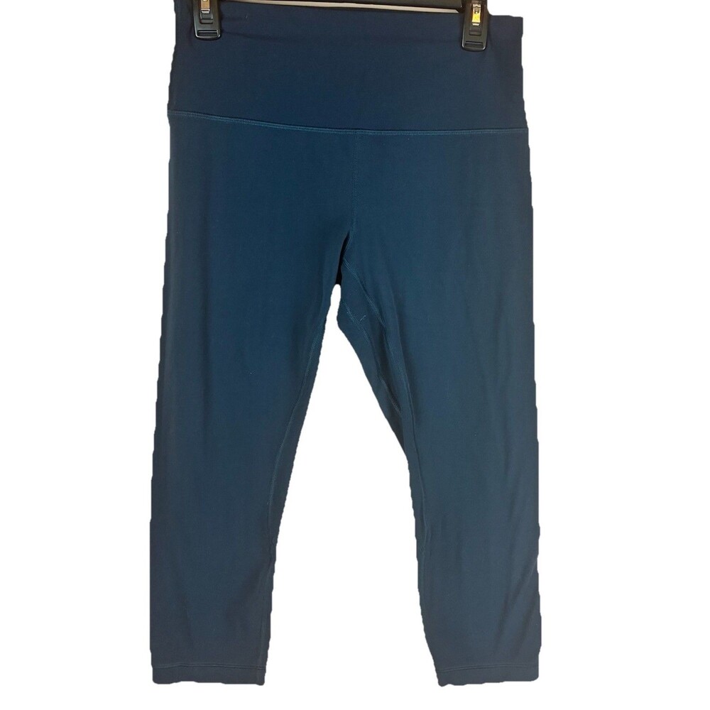 Lululemon Women’s Navy Blue Capri Leggings Wide Band Size Medium